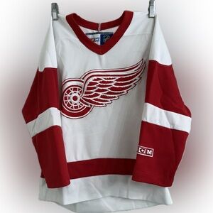 Detroit Red Wings NHL Jersey CCM Hockey Unisex Youth Small Medium Vintage Boys